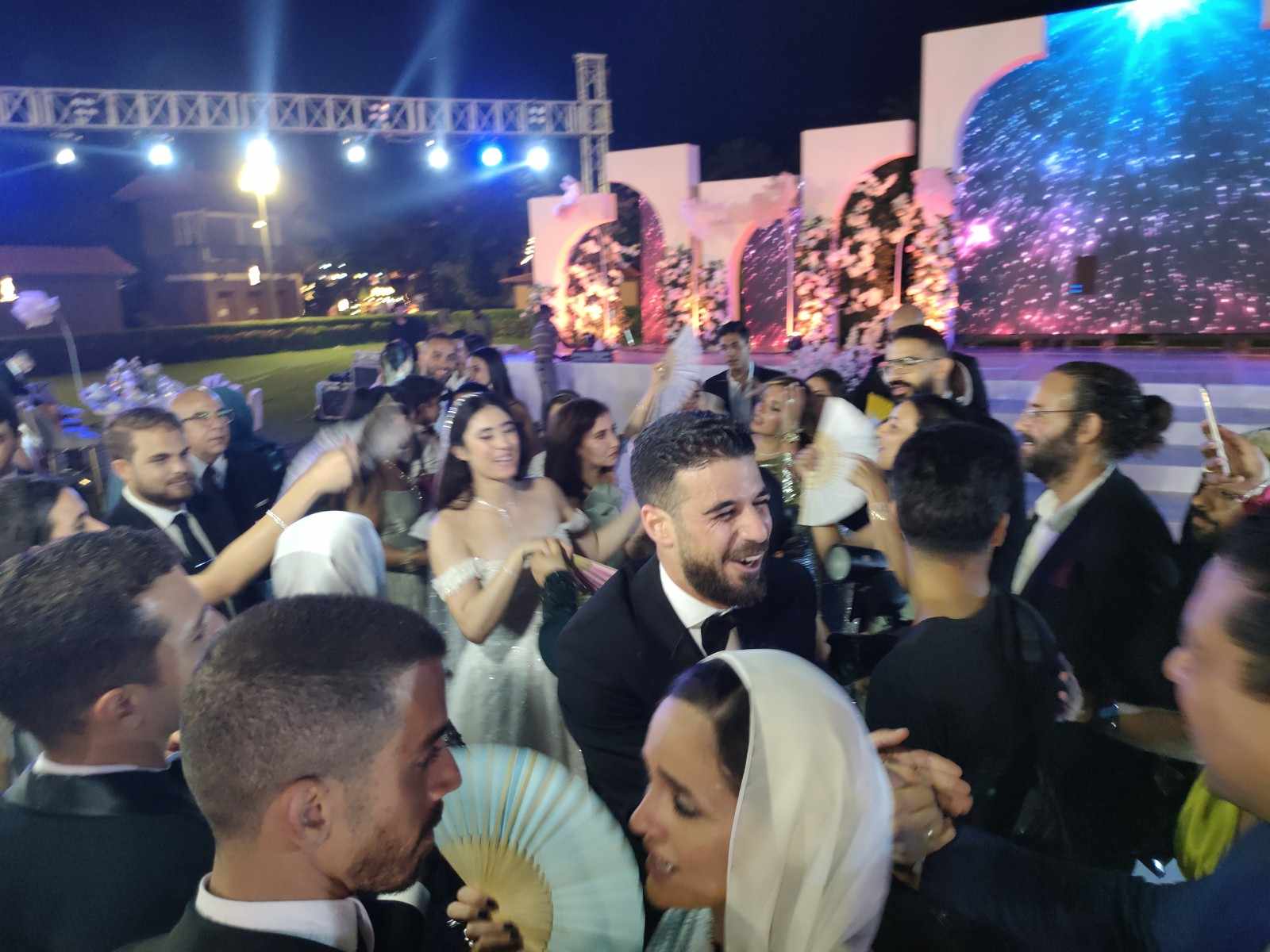 الفرحه في زفاف نور الشربيني بالإسكندرية
