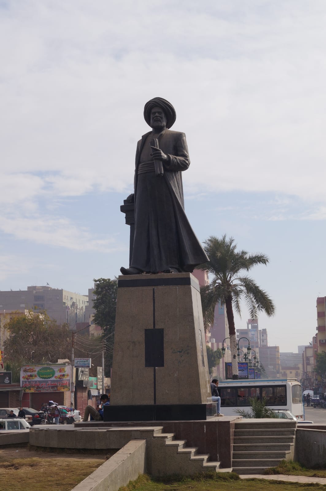 تمثال عمر مكرم ابن محافظة أسيوط (8)