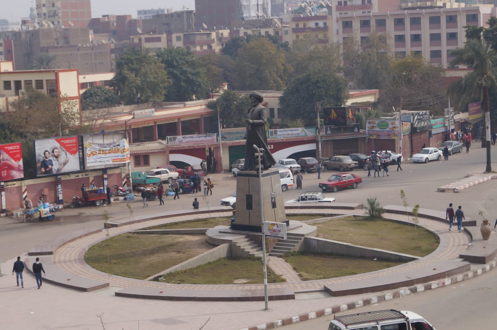 تمثال عمر مكرم بمنطقة نائلة خاتون بأسيوط (1)