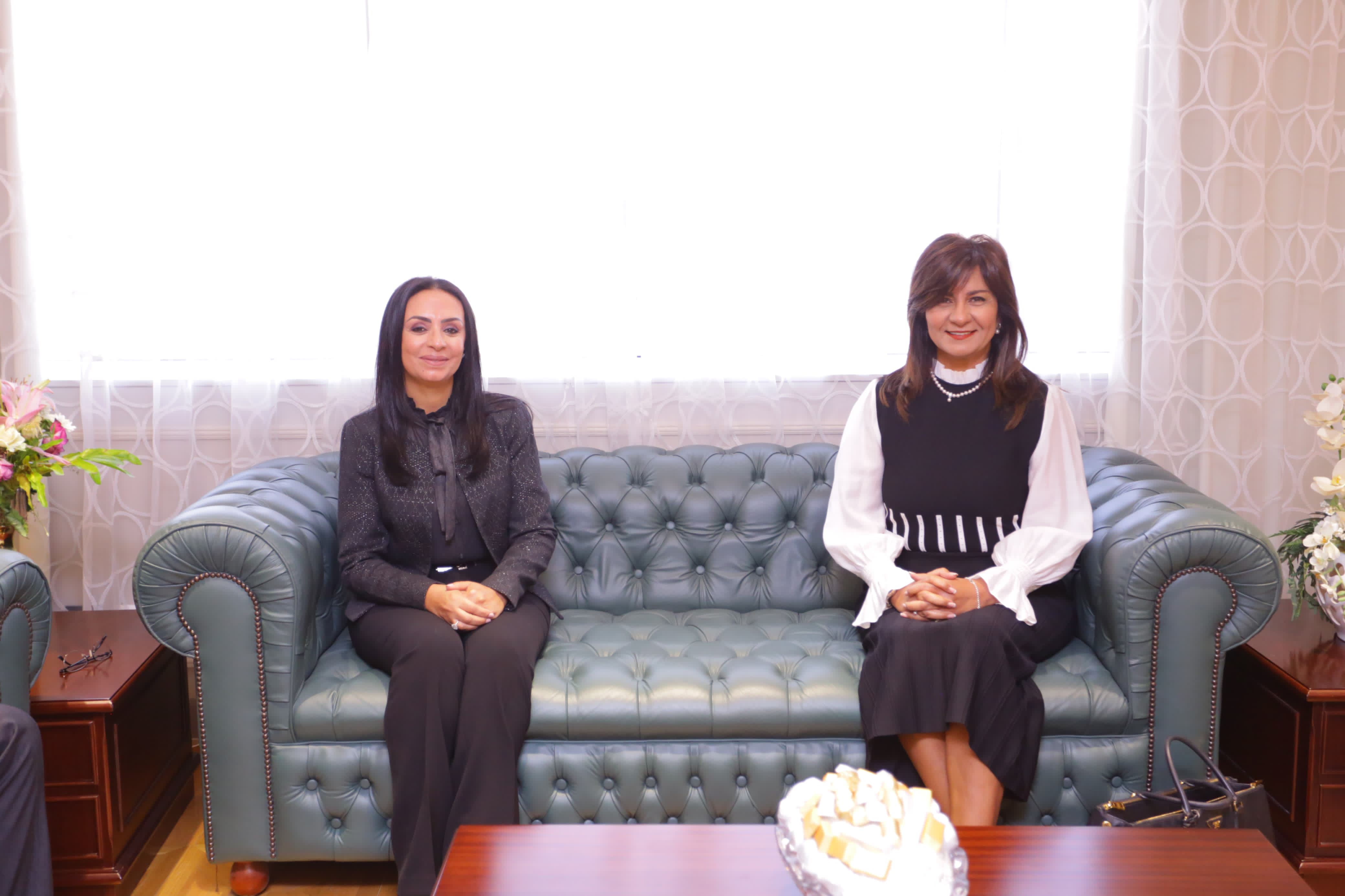 الدكتورة مايا مرسى وزيرة التضامن تستقبل السفيرة نبيلة مكرم