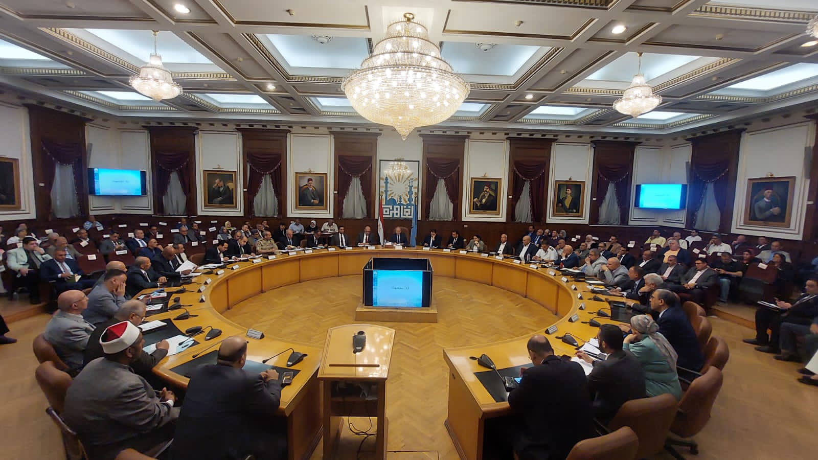 اجتماع المجلس التنفيذى لـ محافظة القاهرة