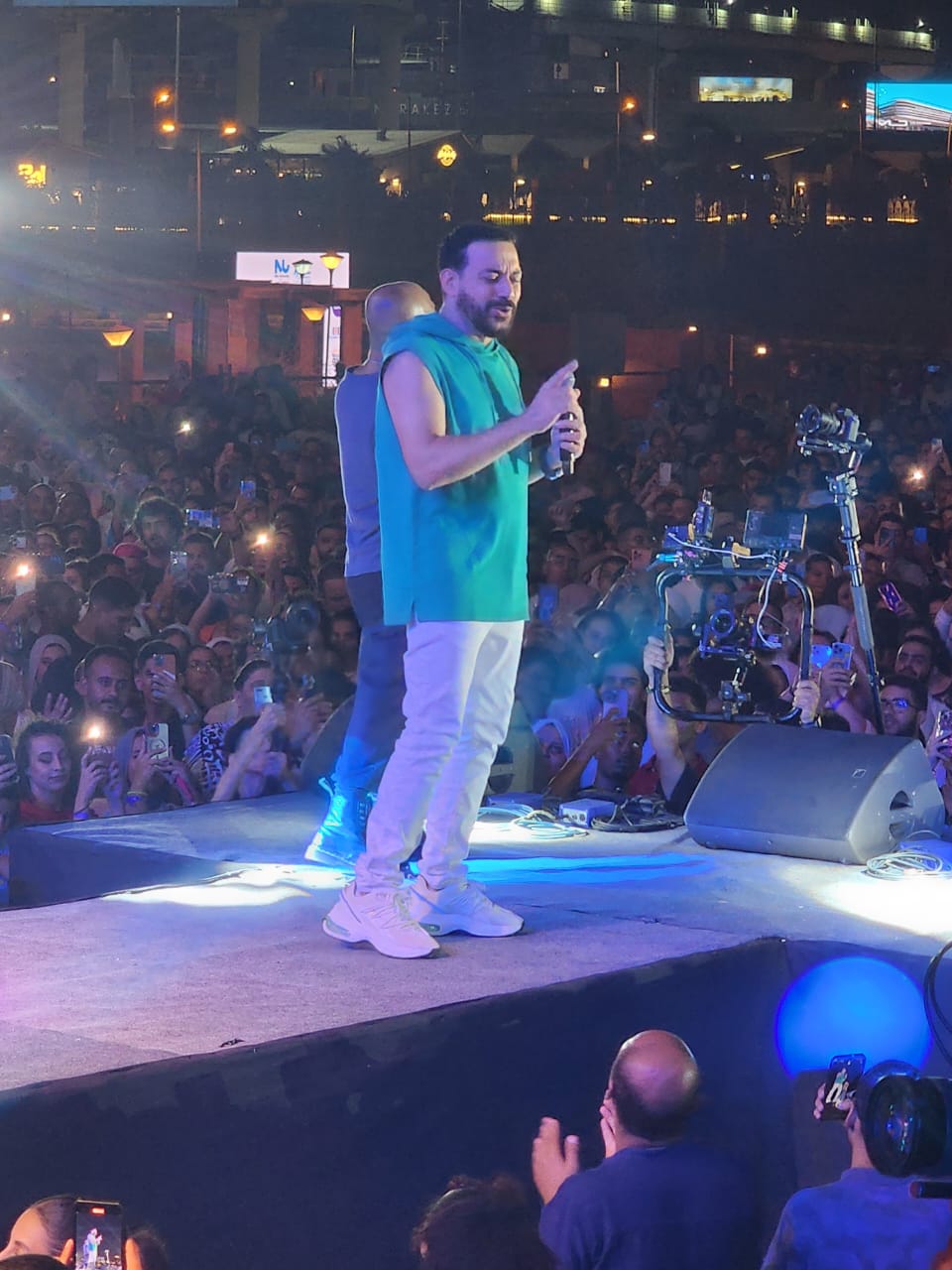 دياب يتألق بأغنية حبة طبطة مع مسار إجبارى فى حفل غنائي كبير بمدينة ٦ اكتوبر (2)