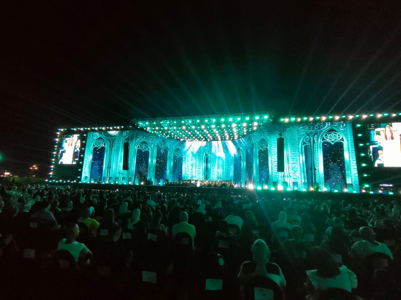 ماجدة الرومي في حفلها بالعلمين: سعيدة في مصر التي أحبها من كل قلبي (2)