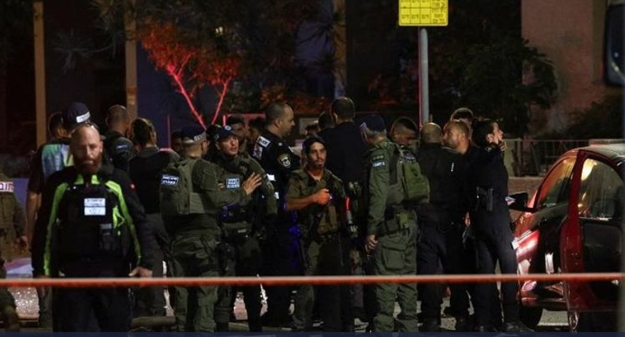 الشرطة الإسرائيلية فى موقع الانفجار