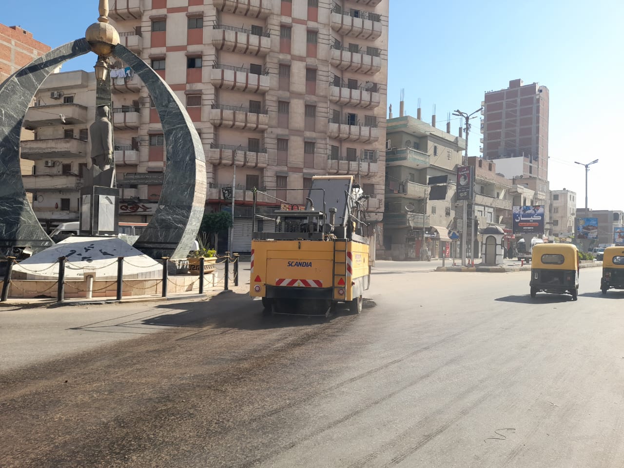 كنس الشوارع بمدينة دسوق