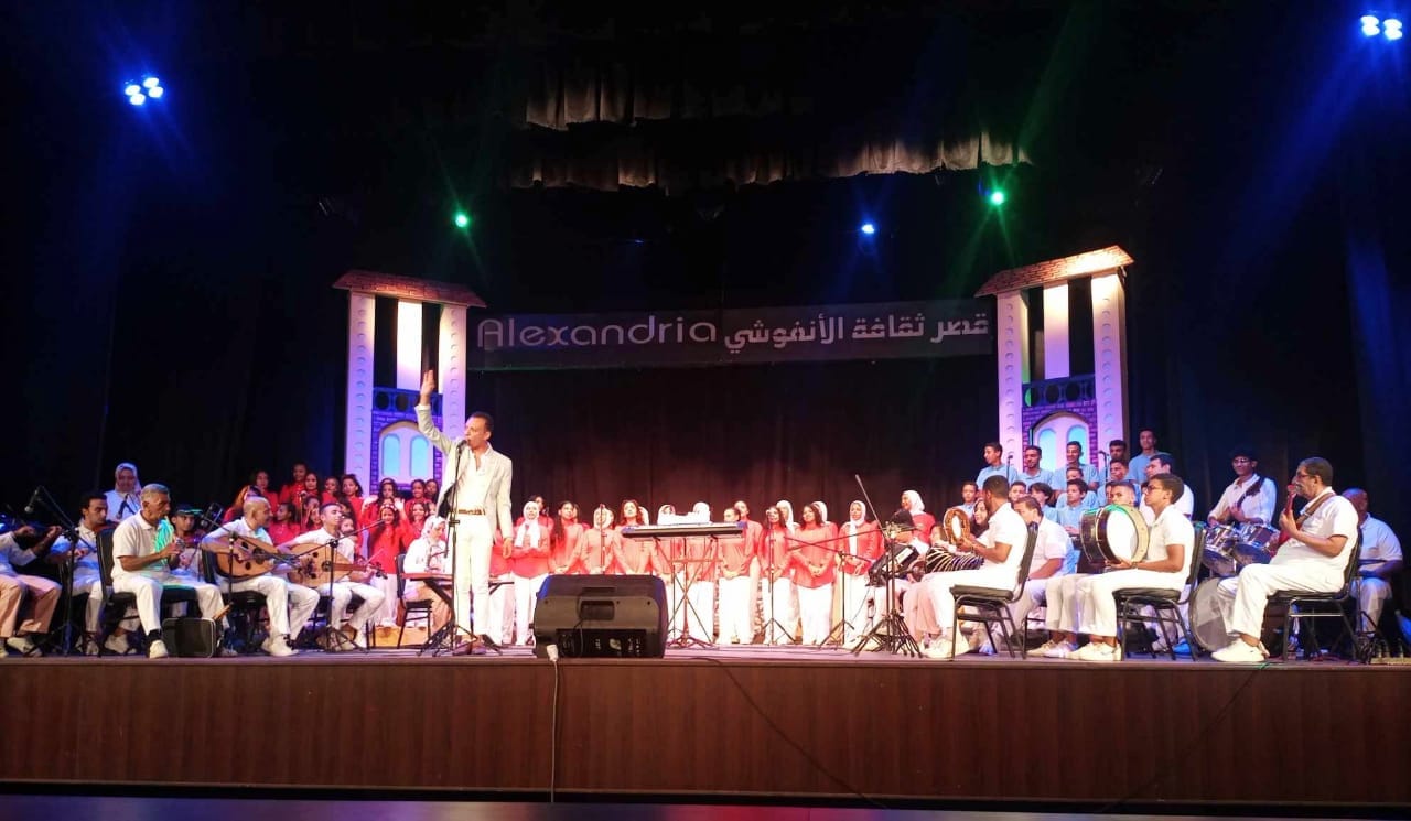 الأنفوشي للموسيقى العربية على المسرح الروماني بمهرجان العلمين الجديدة (3)