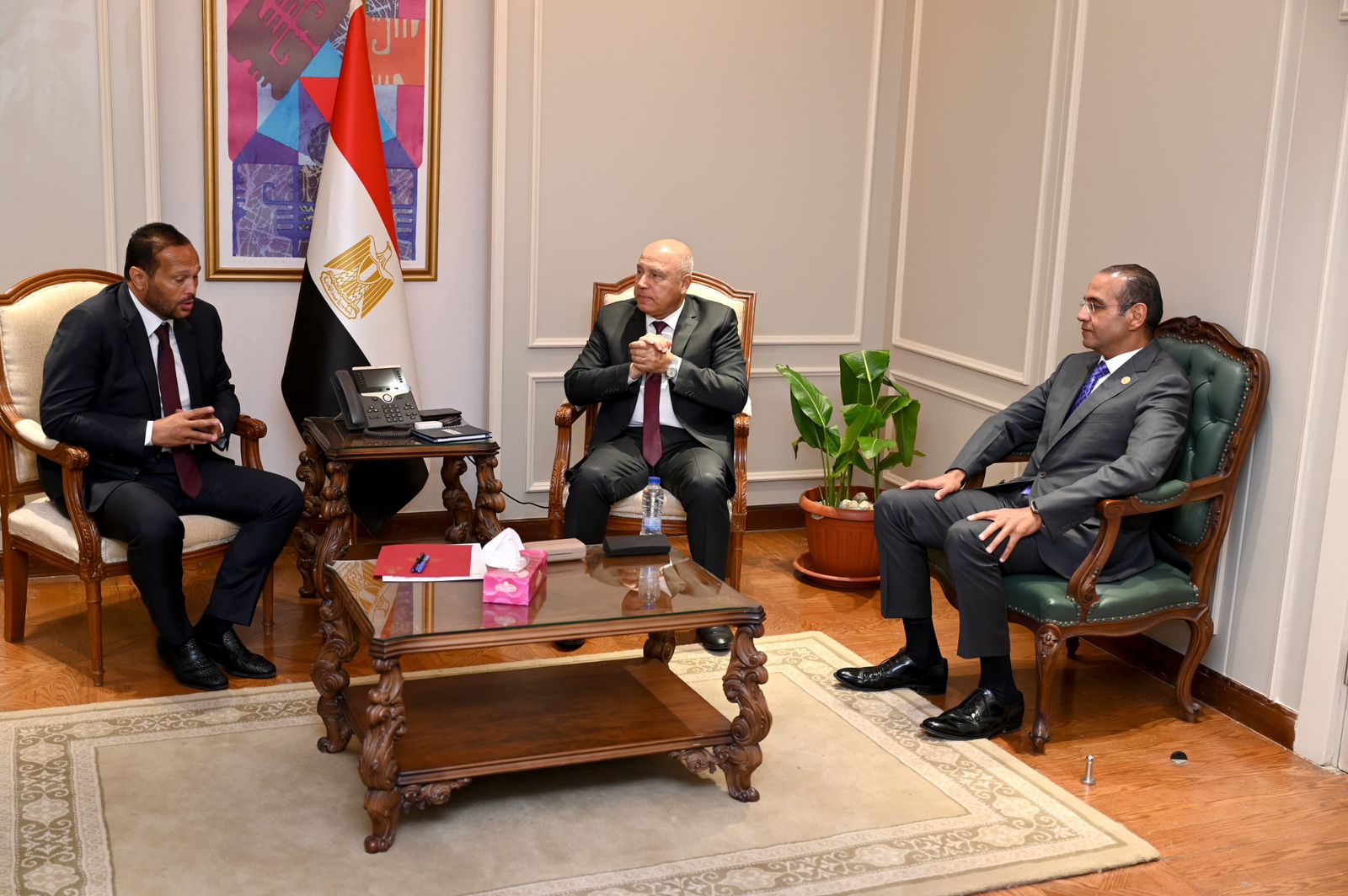 نائب رئيس الوزراء ووزير الصناعة والنقل يستقبل محمد حلاوة رئيس صناعة الشيوخ وأعضاء اللجنة  (2)