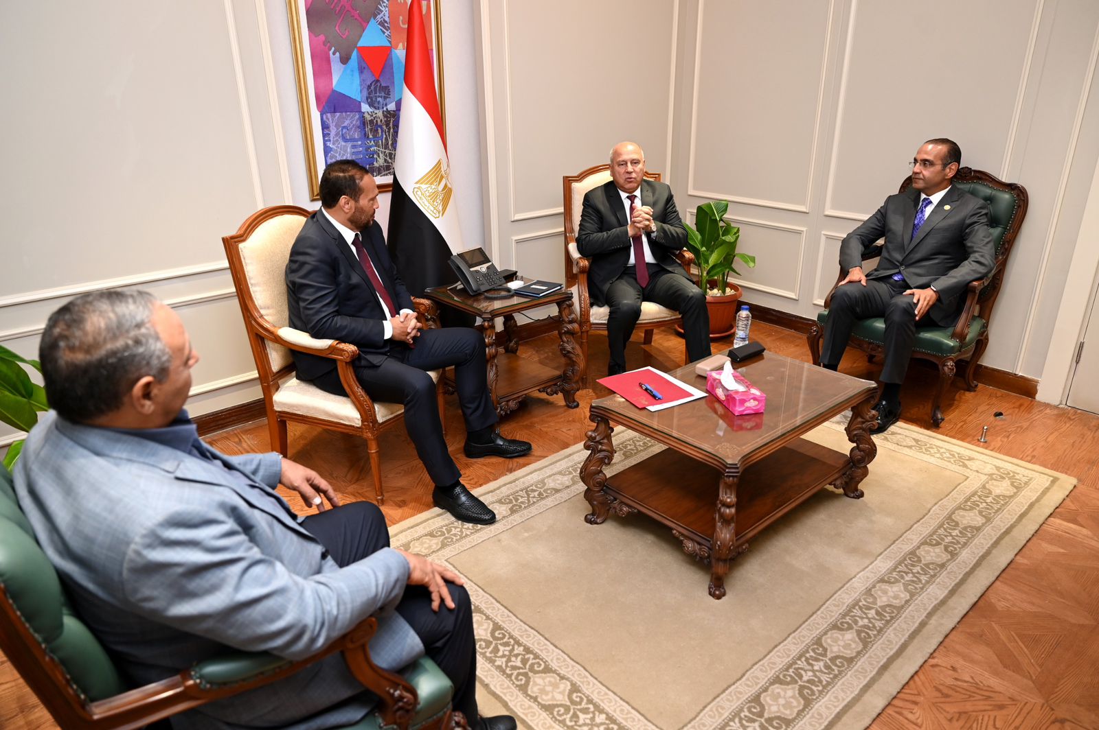 نائب رئيس الوزراء ووزير الصناعة والنقل يستقبل محمد حلاوة رئيس صناعة الشيوخ وأعضاء اللجنة  (4)