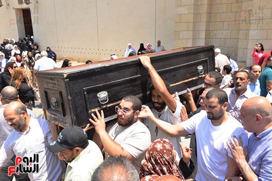 جثمان احمد فرحات من مسجد عمرو بن العاص