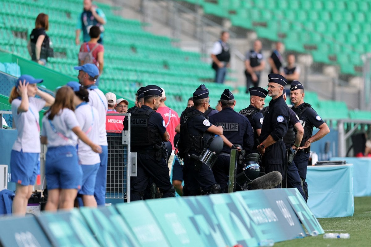 الأمن يسيطر على الموقف فى مباراة الأرجنتين والمغرب