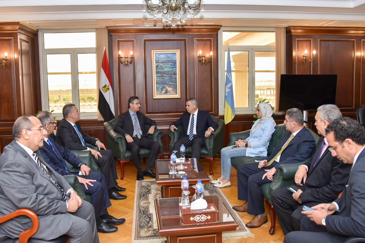 محافظ الإسكندرية يستقبل وزير التموين والتجارة الداخلية (2)