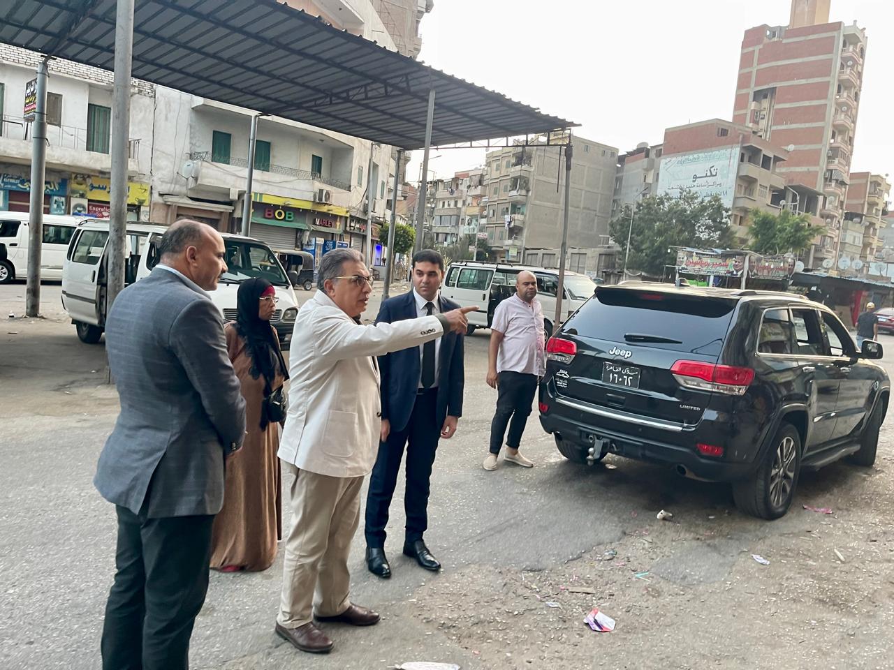 محافظ الدقهلية في جولة مفاجئة بالمنصورة (10)