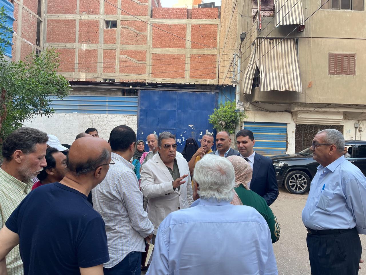 محافظ الدقهلية في جولة مفاجئة بالمنصورة (3)