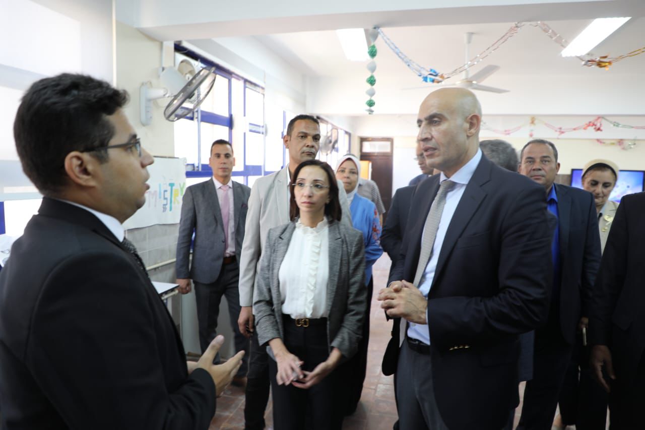 وزير التربية والتعليم يلتقي مديرى ووكلاء الإدارات التعليمية بالبحيرة وزير التربية والتعليم يلتقي مديرى ووكلاء الإدارات التعليمية بالبحيرة