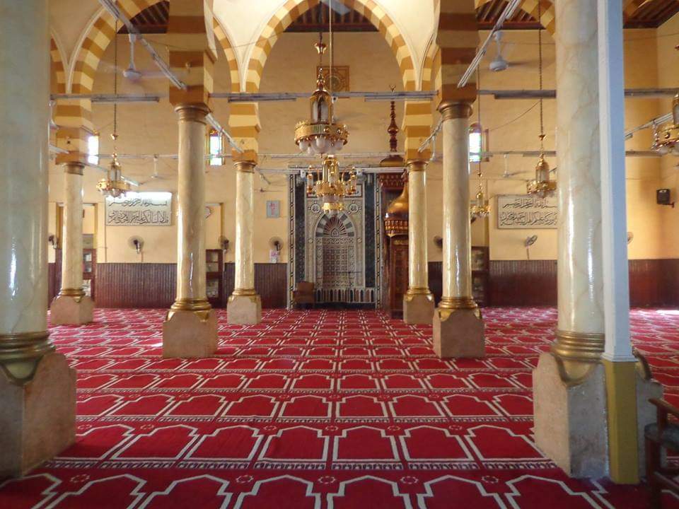 مسجد السيدة حورية من الداخل
