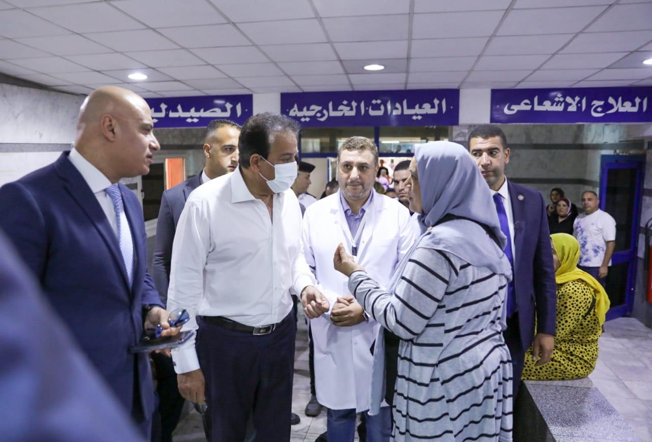 وزير الصحة يستأنف جولاته الميدانية بزيارة مفاجئة في محافظة الإسكندرية