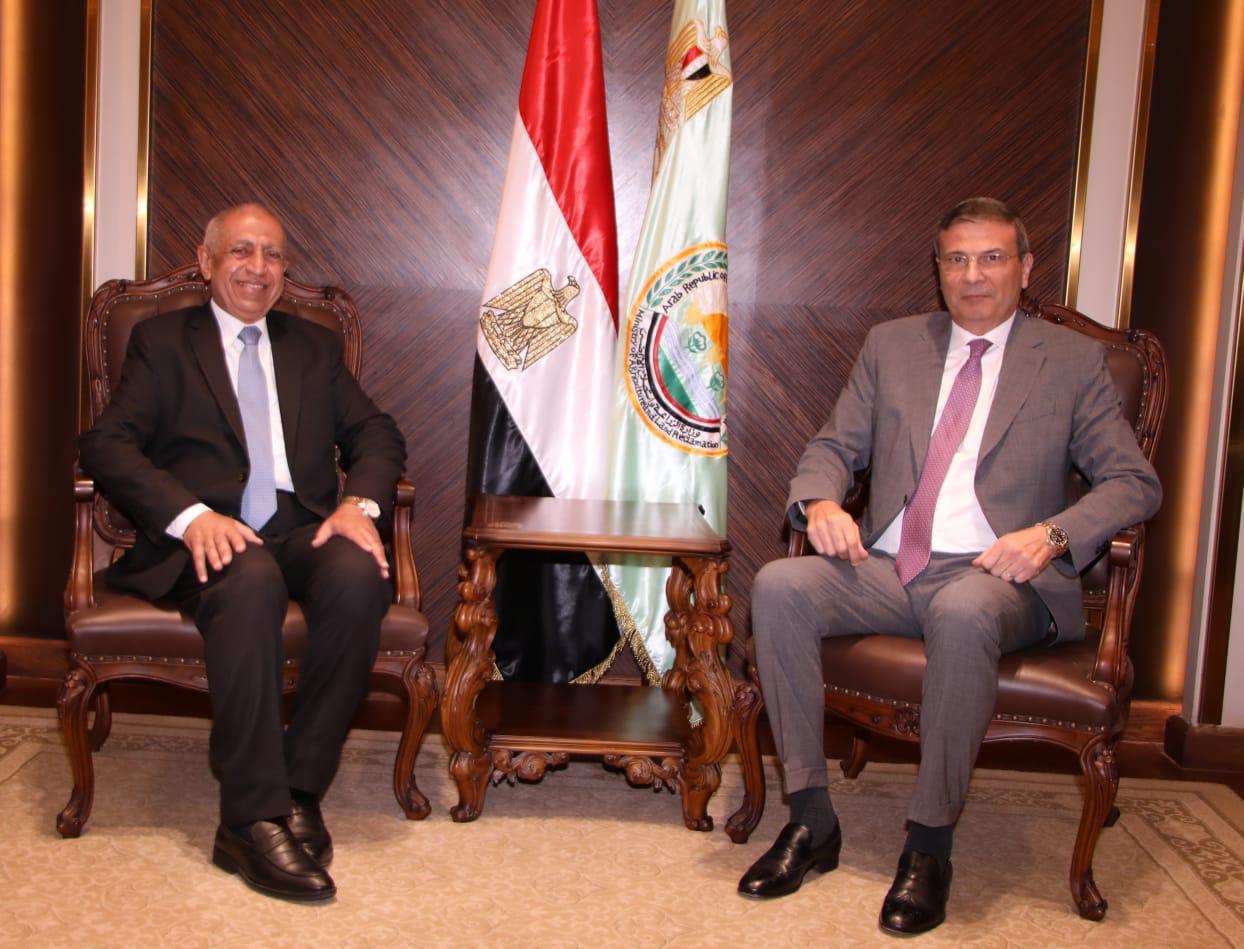 وزير الزراعة يستقبل الدكتور اسماعيل عبدالغفار رئيس الأكاديمية العربية للتكنولوجيا