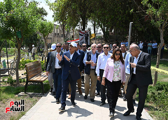  تفقد الدكتور مصطفى مدبولي لمشروع إعادة إحياء حديقة الأزبكية التراثية (7)
