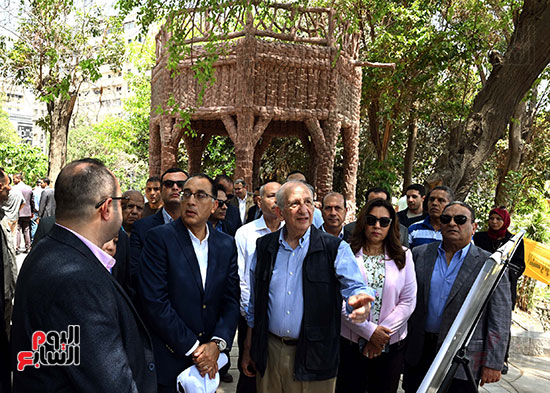 تفقد الدكتور مصطفى مدبولي لمشروع إعادة إحياء حديقة الأزبكية التراثية (19)