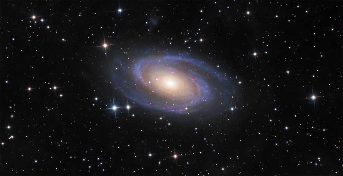 M81، مجرة حلزونية ذات تصميم كبير