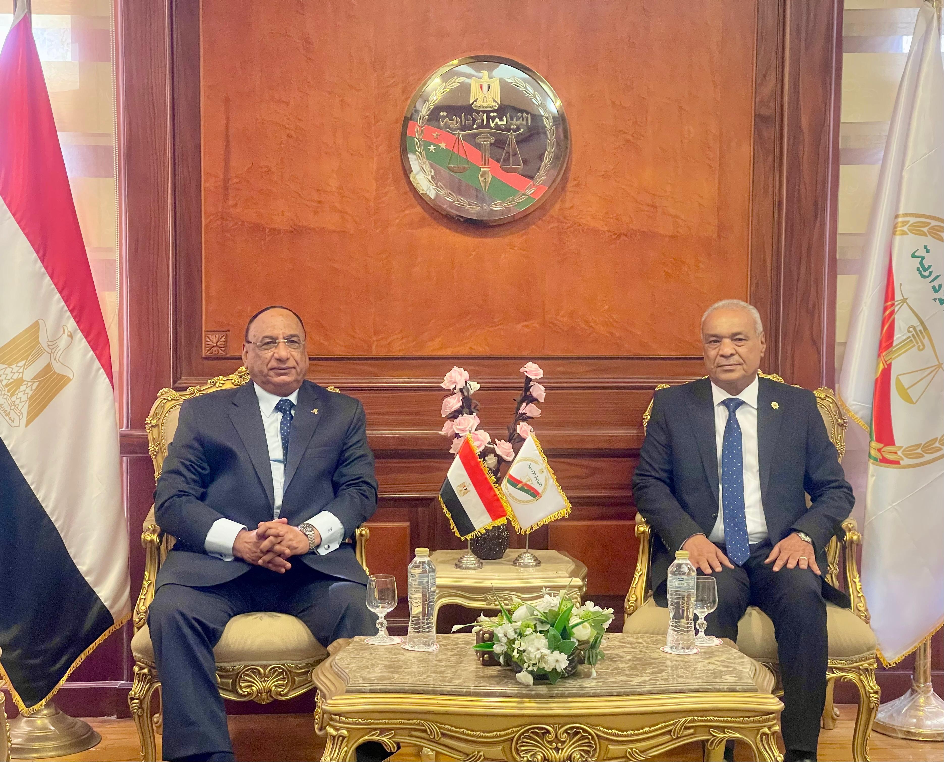  رئيس النيابة الإدارية يستقبل المستشار مسعد عبد المقصود الفخراني (3)