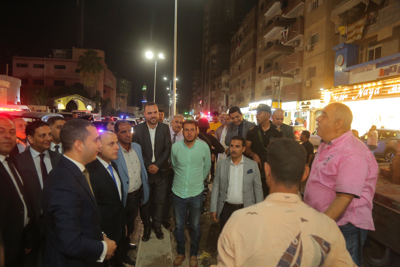 محافظ كفر الشيخ يلتقي بالمواطنين