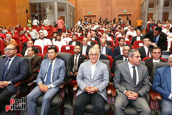 مؤتمر الإعلان عن الزي الرسمي للبعثة الأولمبية والبارلمبية المصرية في باريس (13)