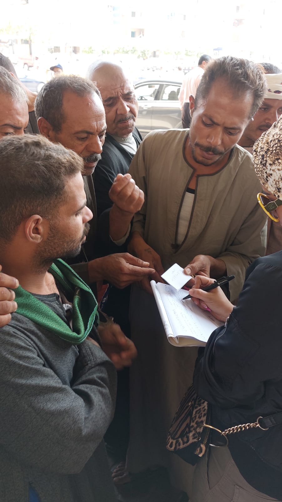 حصر وتسجيل العمالة غير المنتظمة بالقاهرة