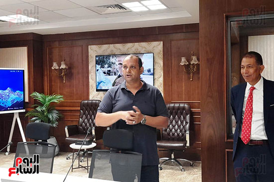 أحد مسئولي مركز السيطرة وغرفة العمليات وإدارة الأزمات بوزارة التنمية المحلية