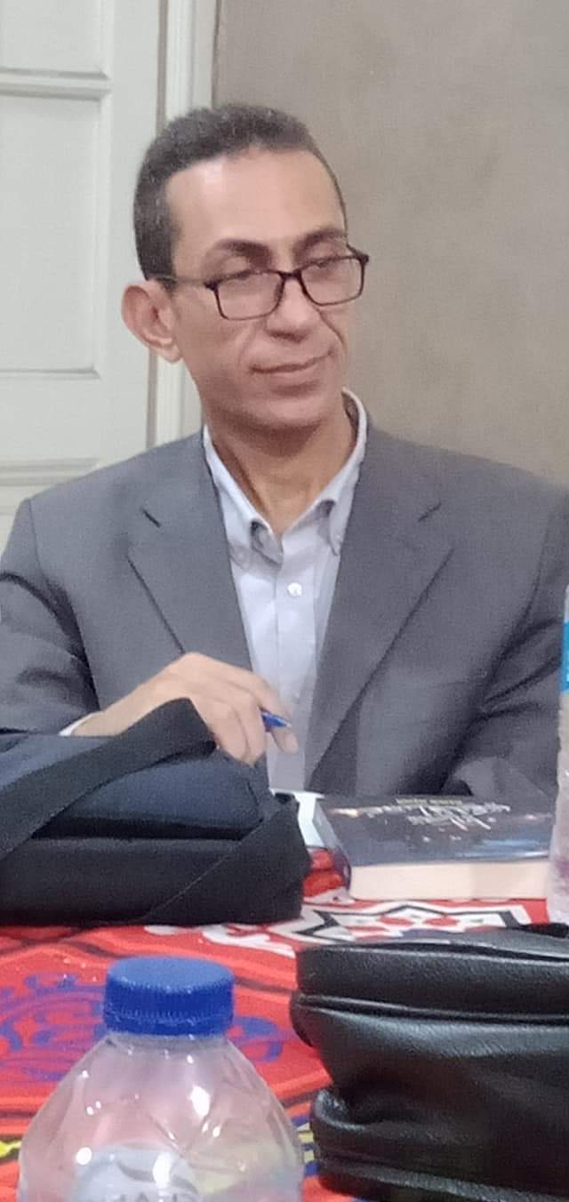 الكاتب السحفى السيد شحته