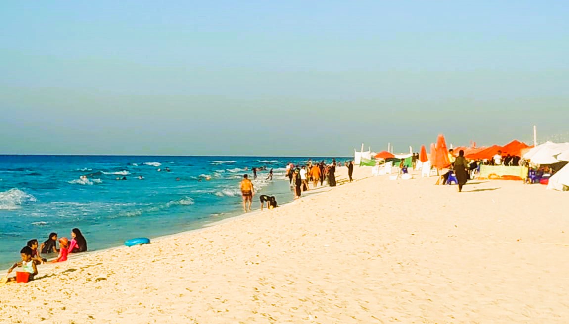 الهدوء والخصوصية على شواطئ غرب مرسى مطروح الهدوء والخصوصية على شواطئ غرب مرسى مطروح