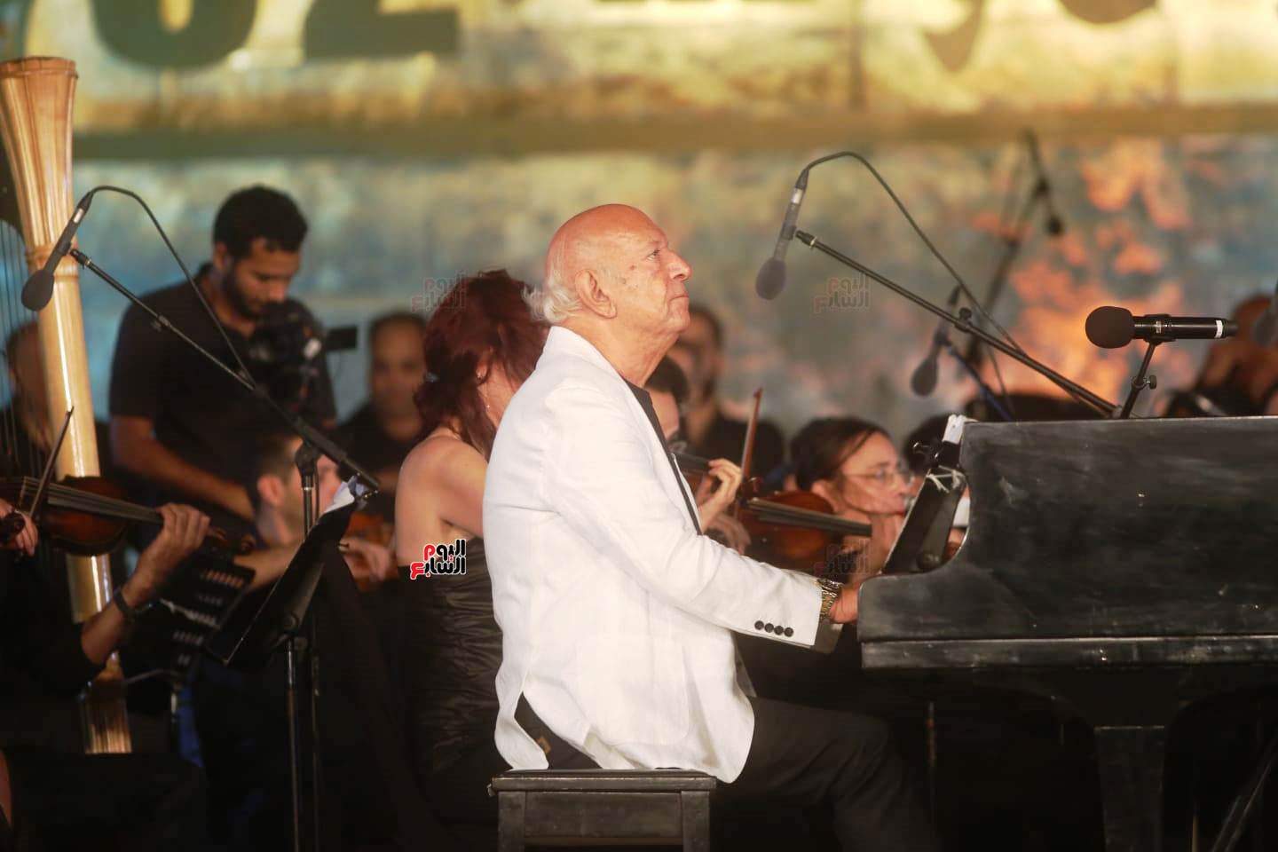 Part of the big concert of musician Omar Khairat