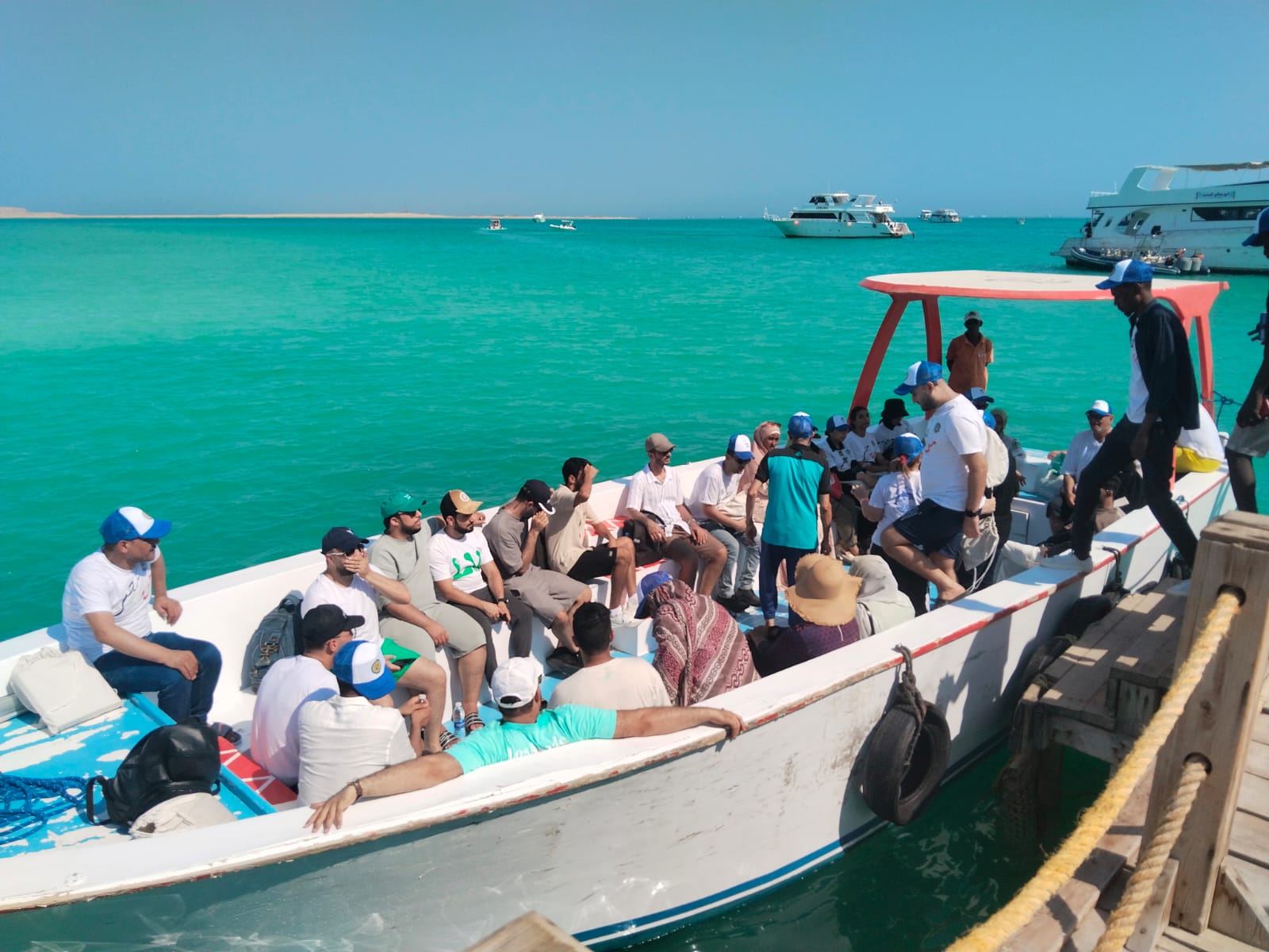 جزء من رحلة الشباب العربي البحرية جزء من رحلة الشباب العربي البحرية