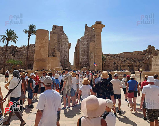 معابد-الأقصر-تشهد-حالة-من-الإقبال-السياحى-المميزة معابد-الأقصر-تشهد-حالة-من-الإقبال-السياحى-المميزة