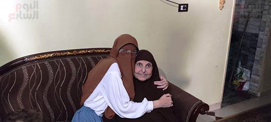 جنة-طارق-مع-جدتها