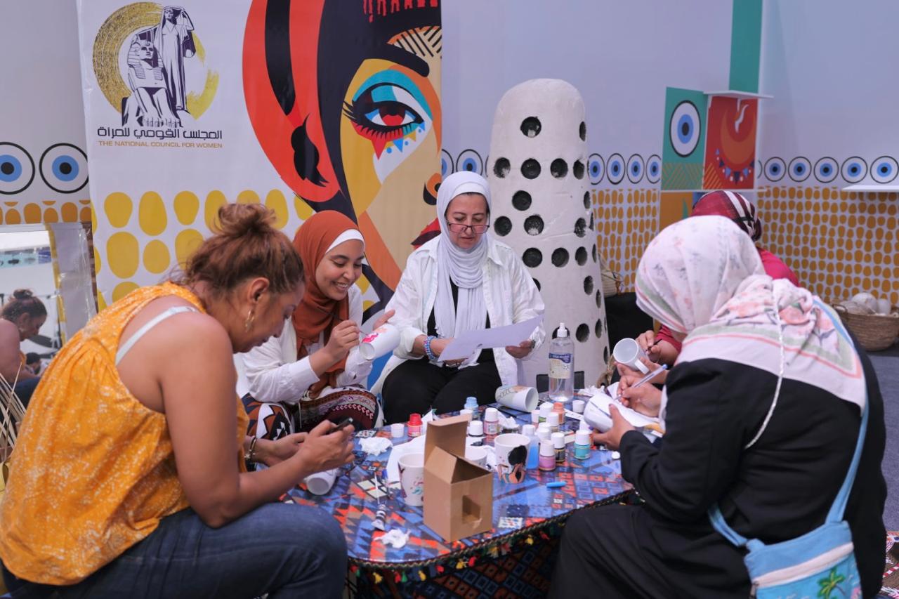 فعاليات معرض المشروع القومى لتنمية الأسرة
