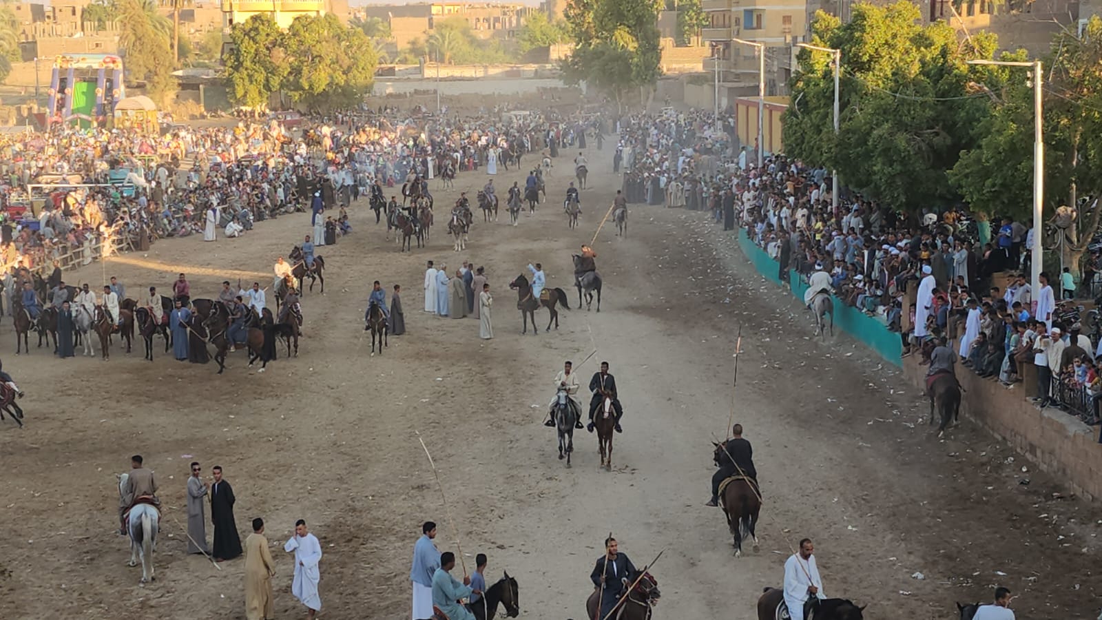 جانب من مرماح وسباقات الخيول في قرية منشأة العمارى