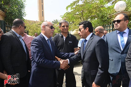 Minister of Sports at Ihab Galal's funeral