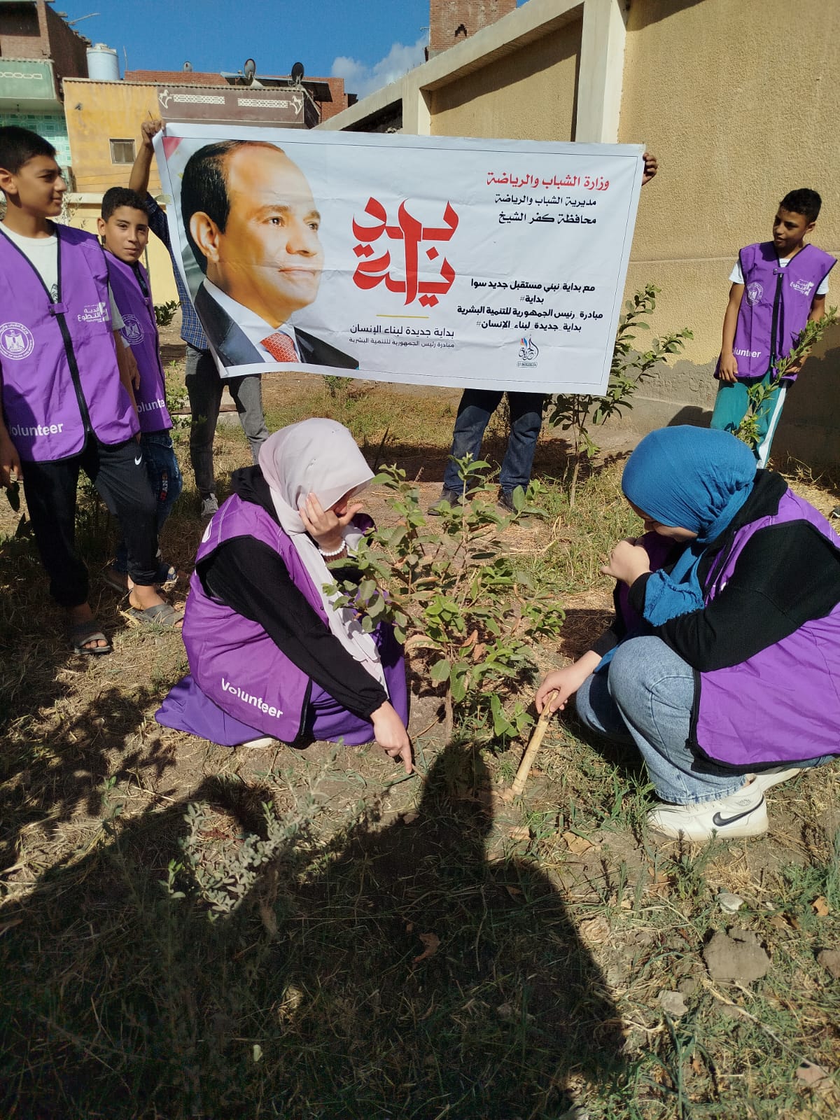 زراعة الاشجار ضمن مبادرة بداية