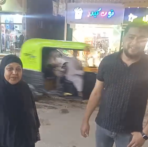 جيران الشناوي يشيدون بعائلته 