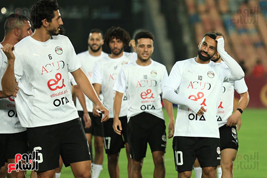 محمد صلاح ومصطفى فتحي وأحمد حجازي محمد صلاح ومصطفى فتحي وأحمد حجازي