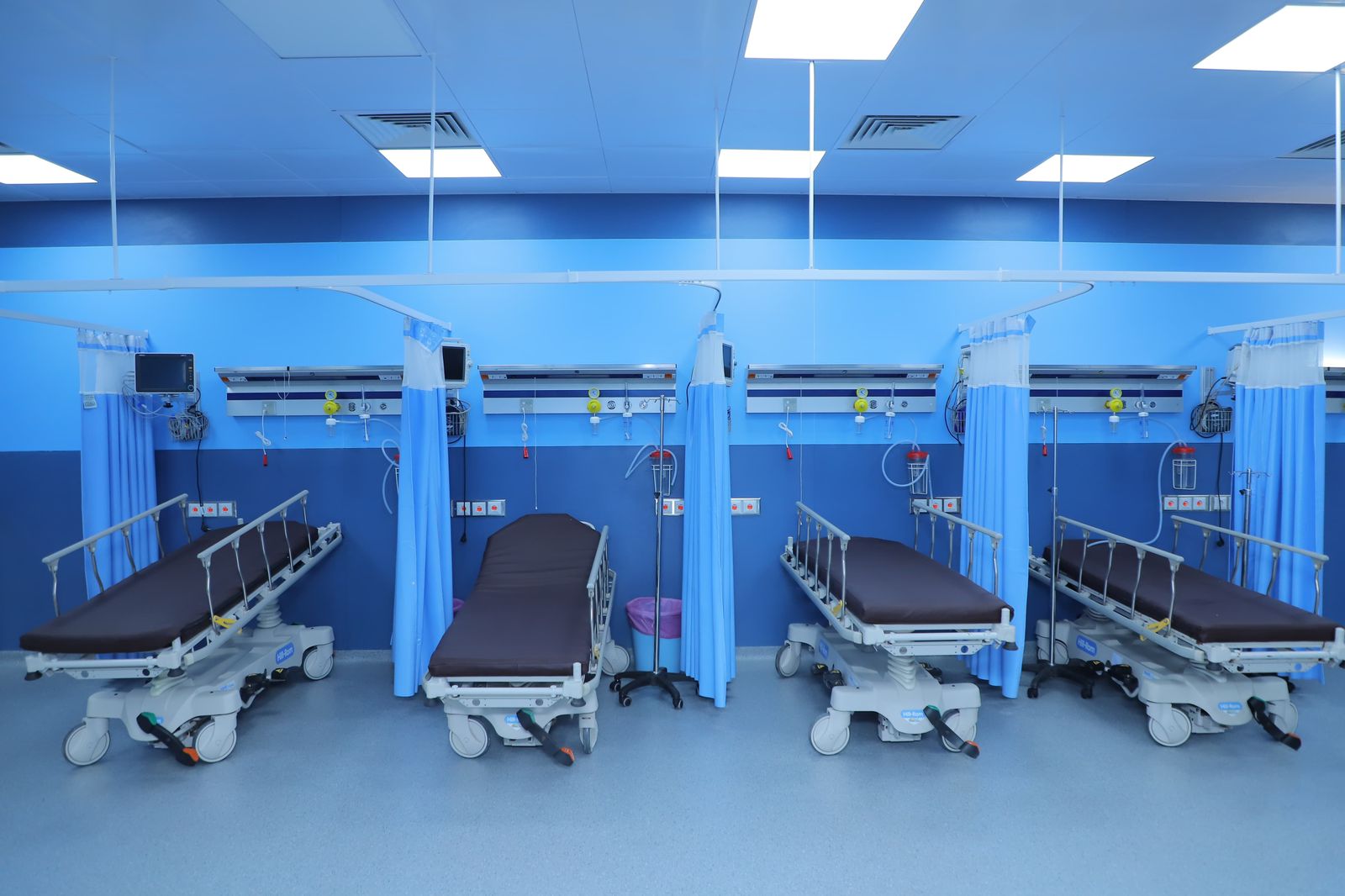 تجهيز غرف المجمع الجديد بمركز الأورام تجهيز غرف المجمع الجديد بمركز الأورام