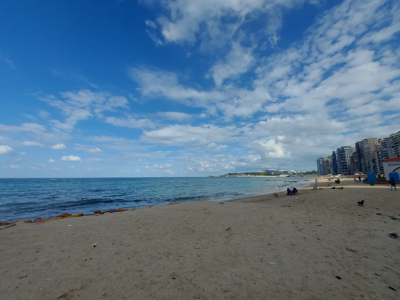 طقس اول أيام 2025