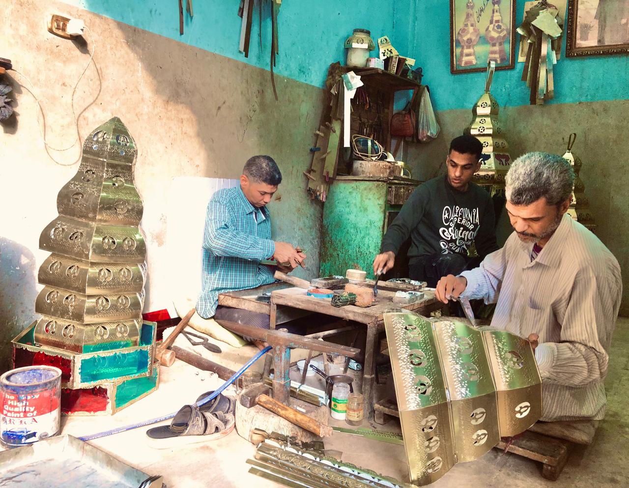 تصنيع فوانيس شهر رمضان (2)