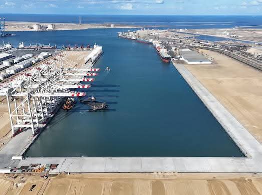 محطة حاويات تحيا مصر 1 بميناء دمياط