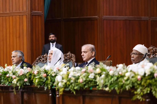 مبادرة تعليم الفتيات بالمجتمعات المسلمة (10)