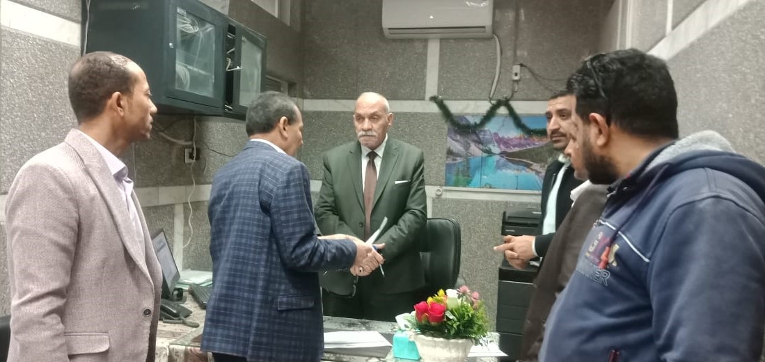 رئيس مدينة طهطا مع السكرتير العام رئيس مدينة طهطا مع السكرتير العام