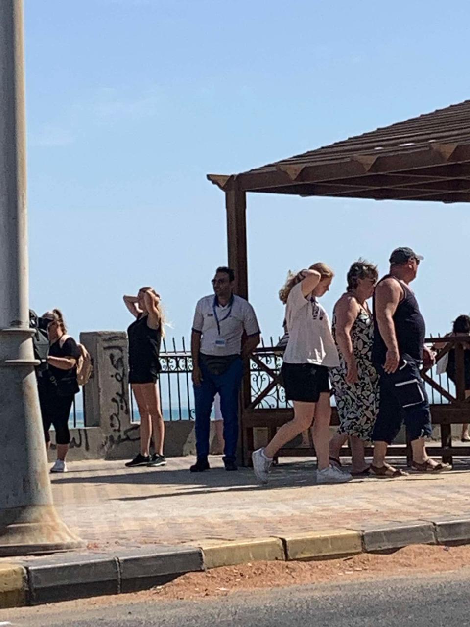 السياح خلال الرحلات الداخلية بالغردقة 