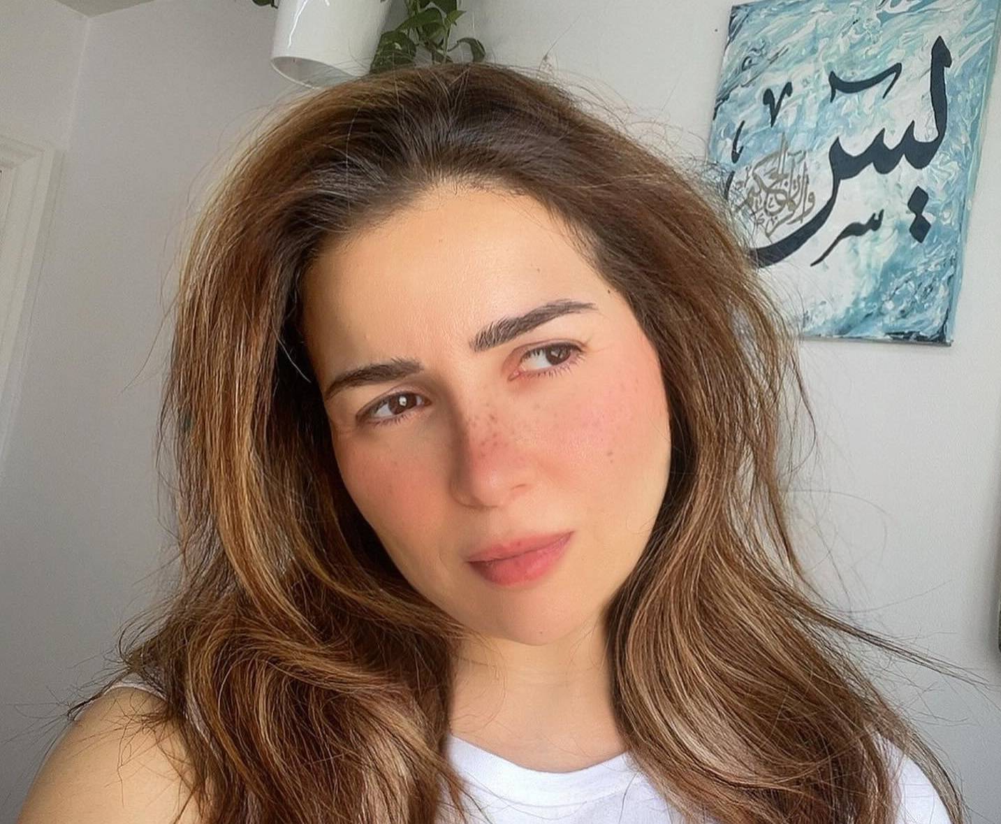 مي عز الدين مي عز الدين