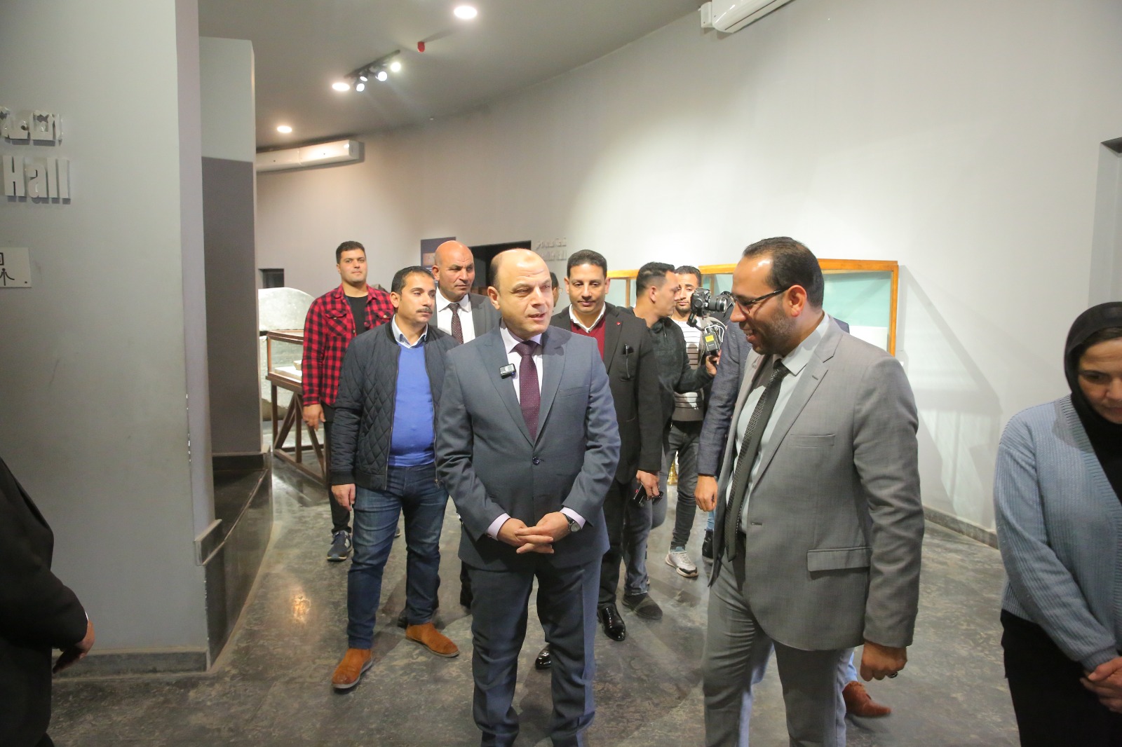 جانب من جولة المحافظ